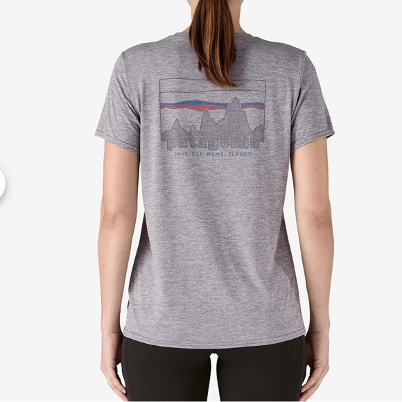 Woman’s Patagonia Capilene Cool Daily Graphic Shirt - Picture 3 of 7